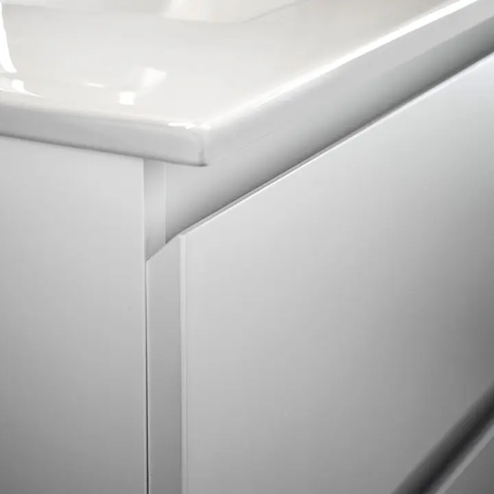Stylish with integrated handle