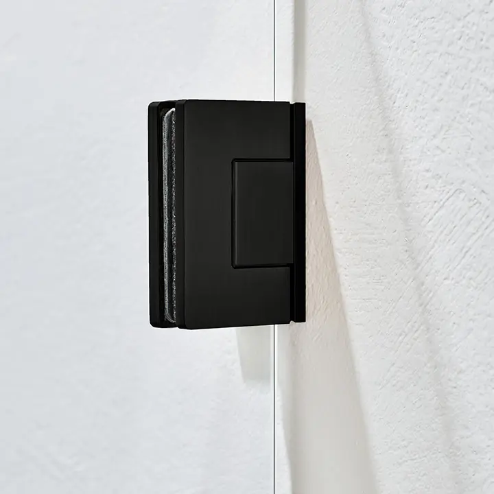 The slim fittings give a stylish and airy impression.
