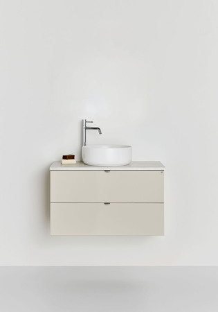 Under Cabinet Go Beige 800