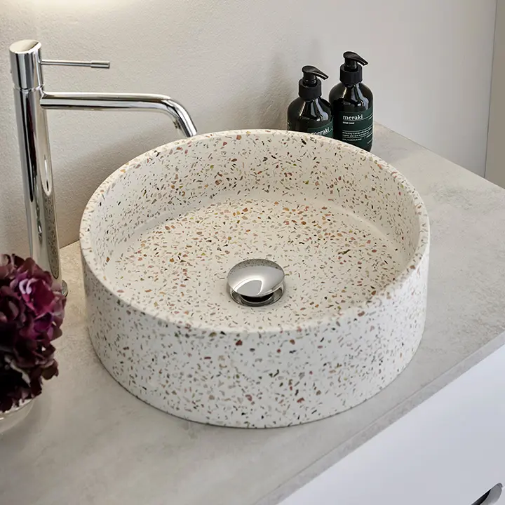 Freestanding washbasin
