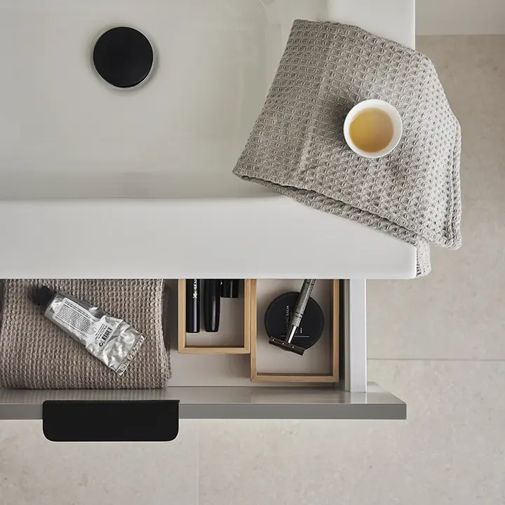 SOFT SHAPED WASHBASIN