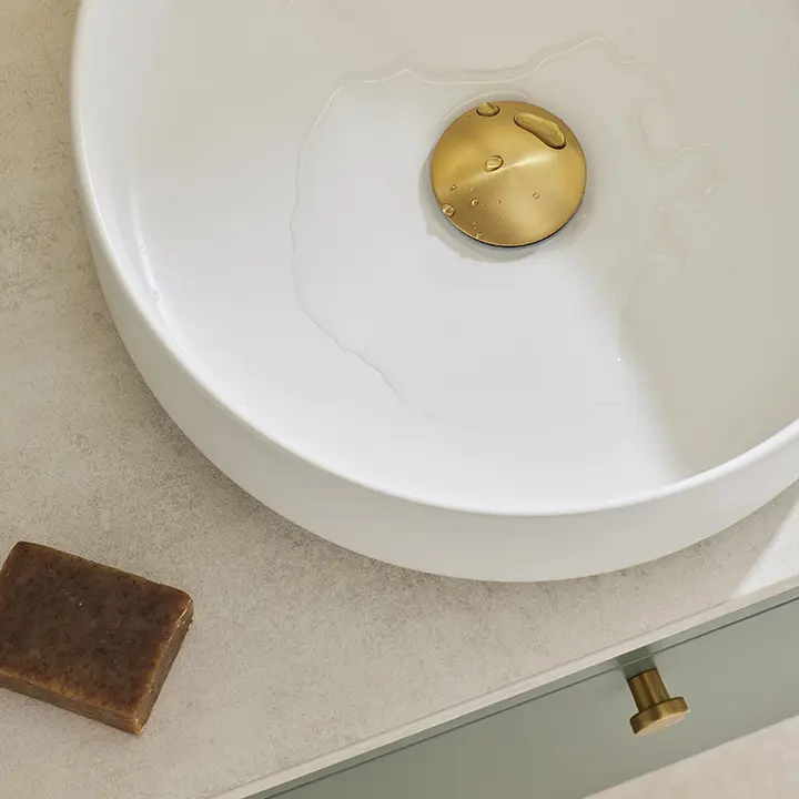 COUNTERTOP WITH SINK